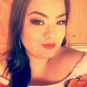 Meet your Posher, Adilene